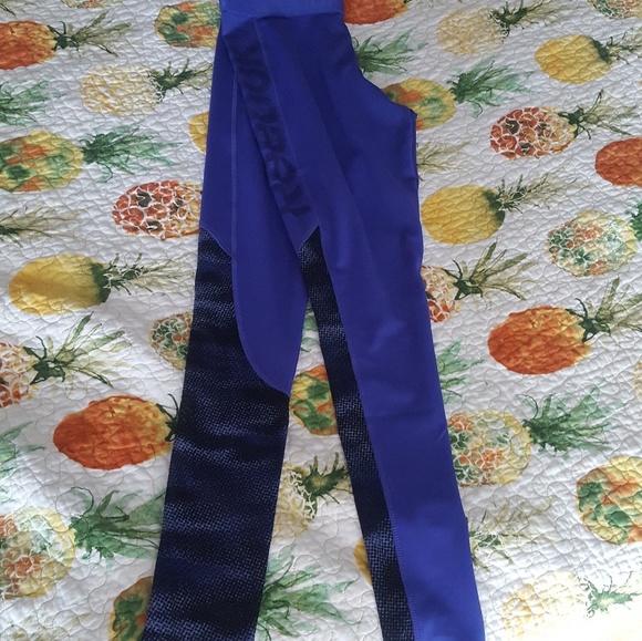 New Reebok athletic leggings - Picture 1 of 3